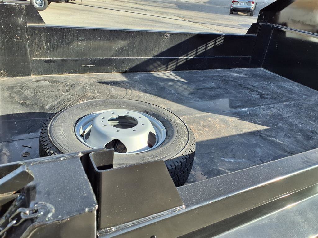 New 2026 GMC Sierra 3500 Pro w/ Convenience Package image 18