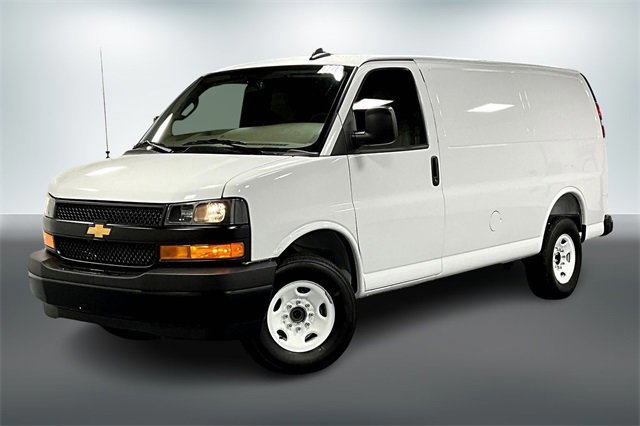 New 2025 Chevrolet Express 3500 w/ Driver Convenience Package image 2