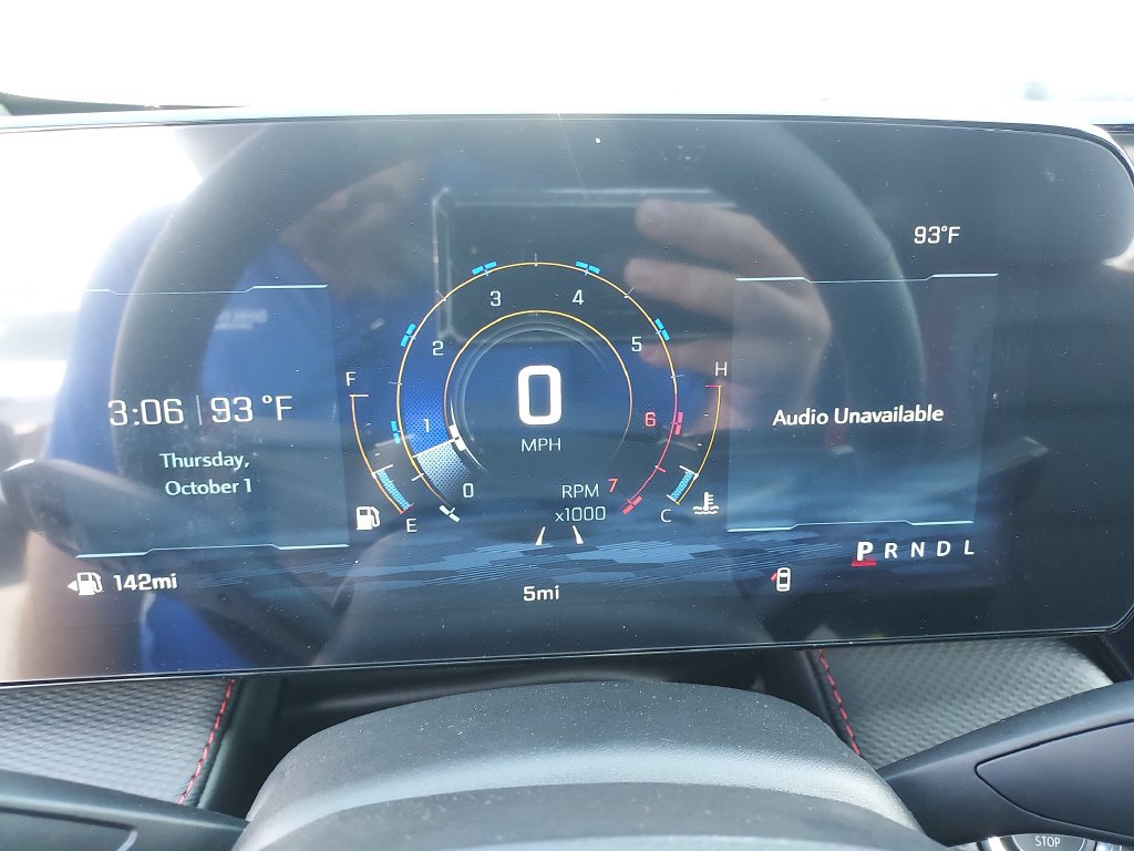 New 2027 Chevrolet Equinox RS w/ Convenience Package III FWD image 18