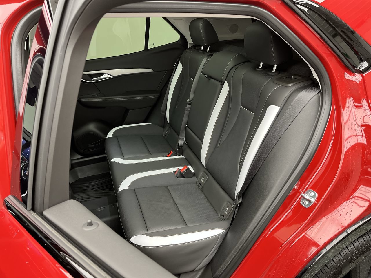 New 2026 Buick Envision Sport Touring AWD/4WD image 12