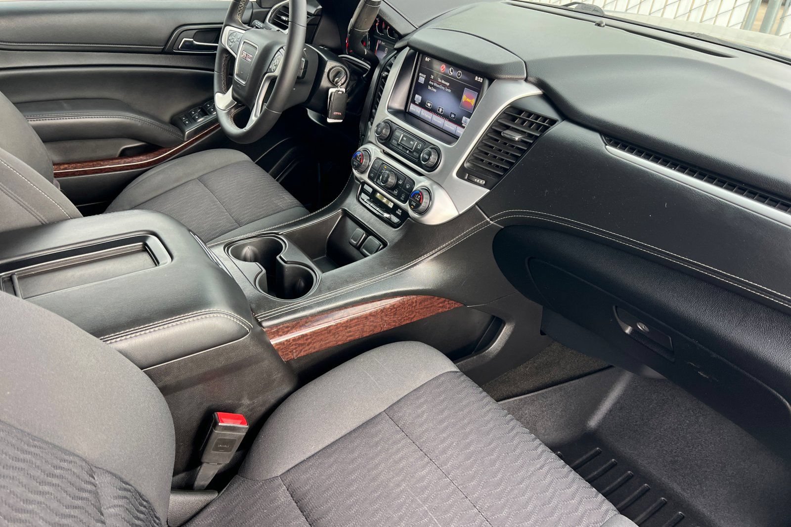 Used 2015 GMC Yukon SLE w/ Convenience Package AWD/4WD image 13