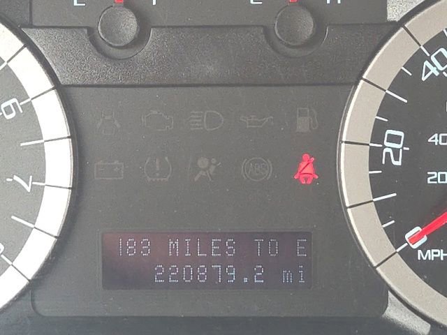 Used 2011 Ford Escape Limited w/ 302A Rapid Spec Order Code FWD image 40