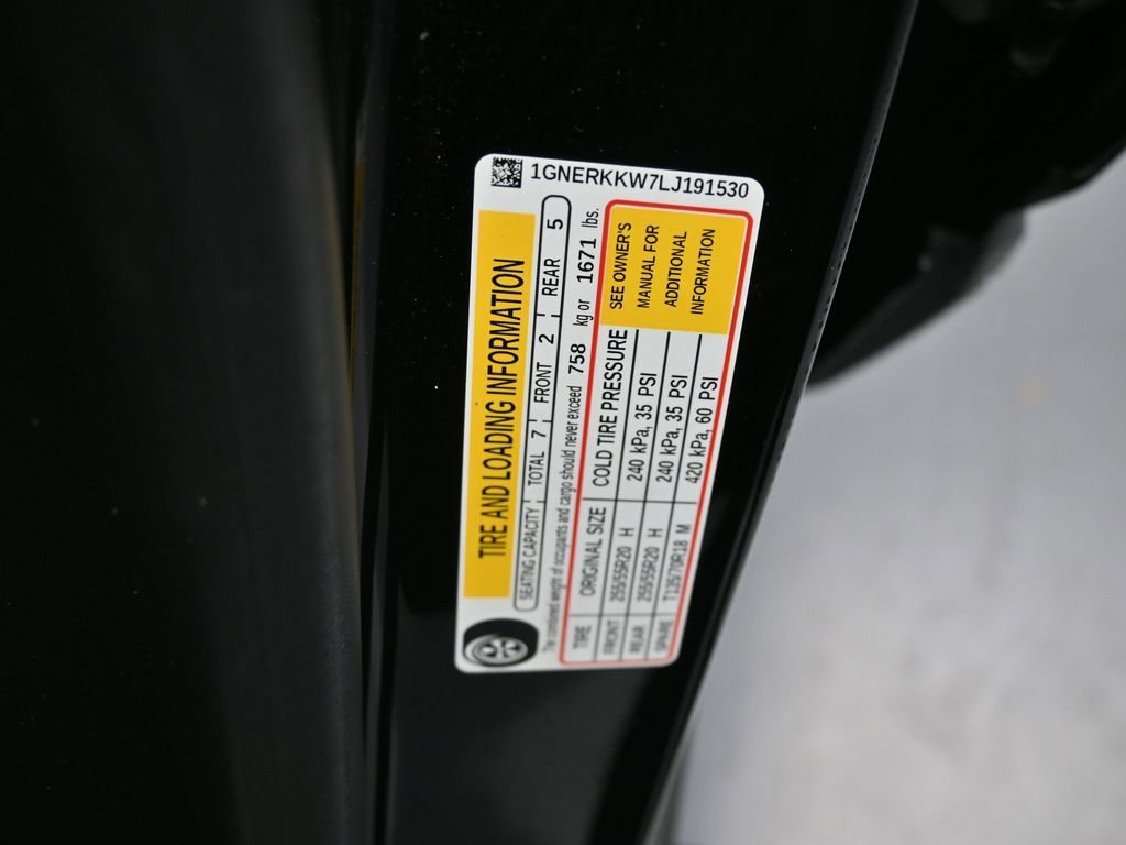 Used 2020 Chevrolet Traverse Premier w/ Redline Edition image 9