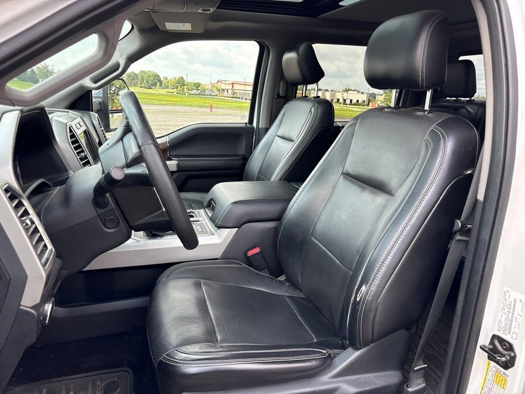 Used 2016 Ford F150 Lariat w/ Equipment Group 502A Luxury AWD/4WD image 17