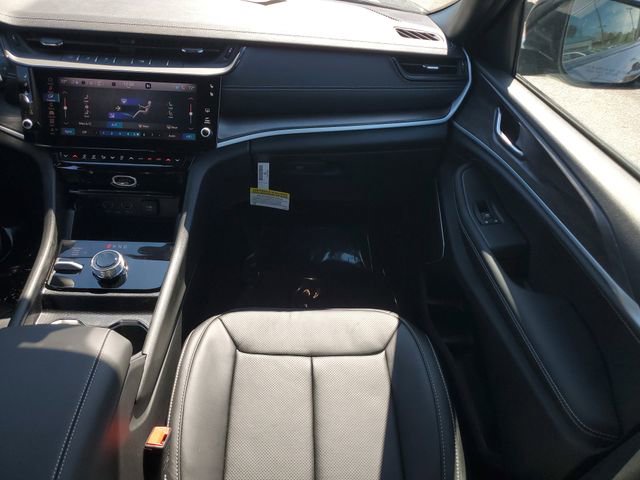 New 2026 Jeep Grand Cherokee Limited AWD/4WD image 19