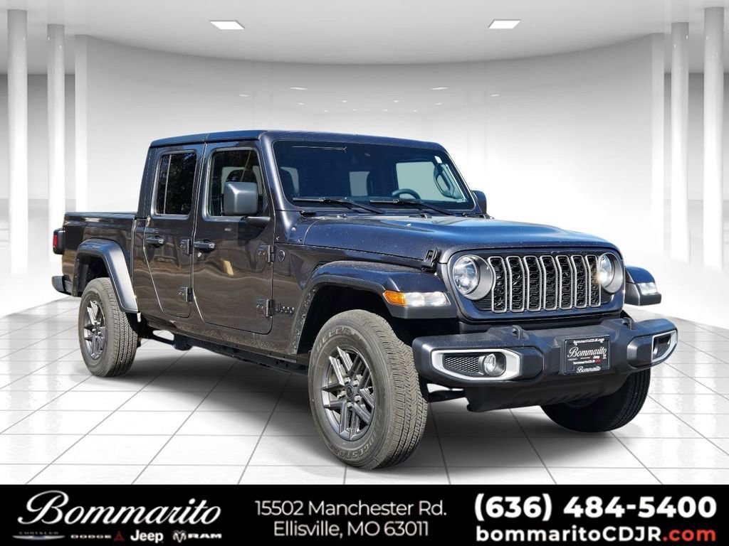 Certified 2025 Jeep Gladiator Sport AWD/4WD image 1