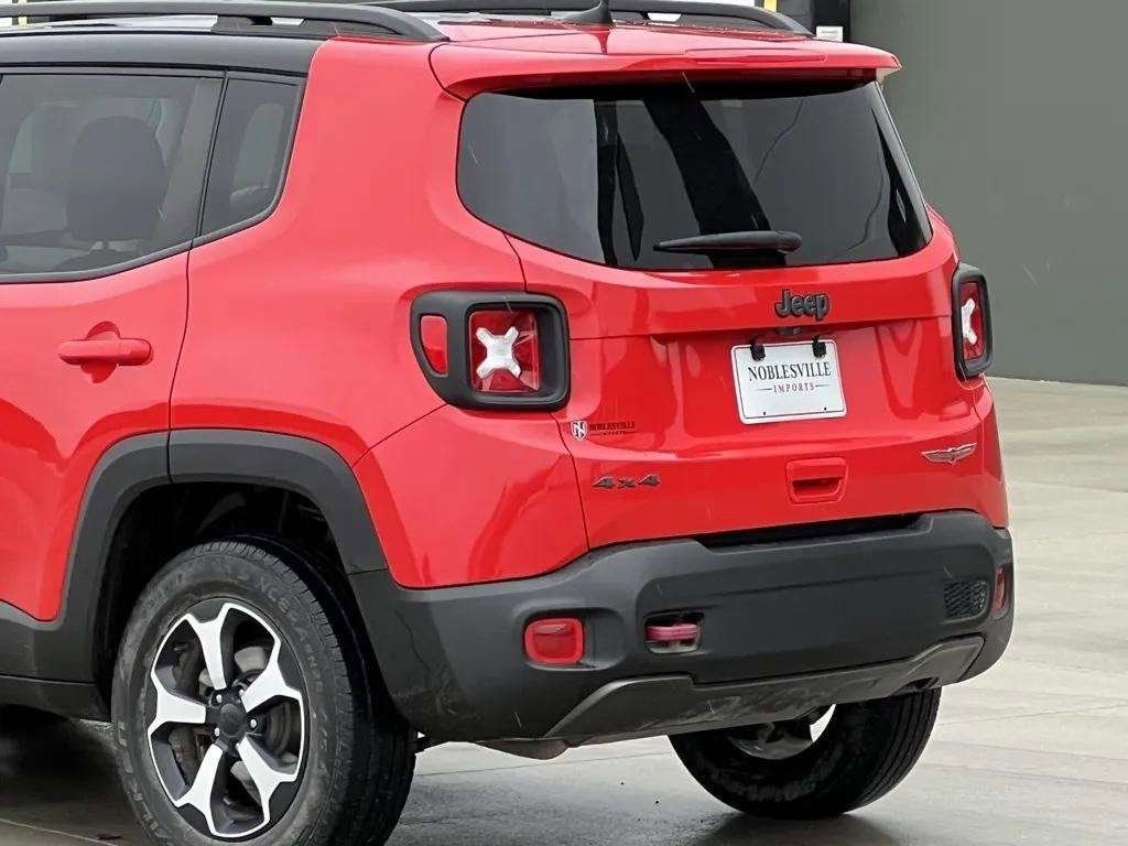 Used 2019 Jeep Renegade Trailhawk w/ Cold Weather Group II AWD/4WD image 9