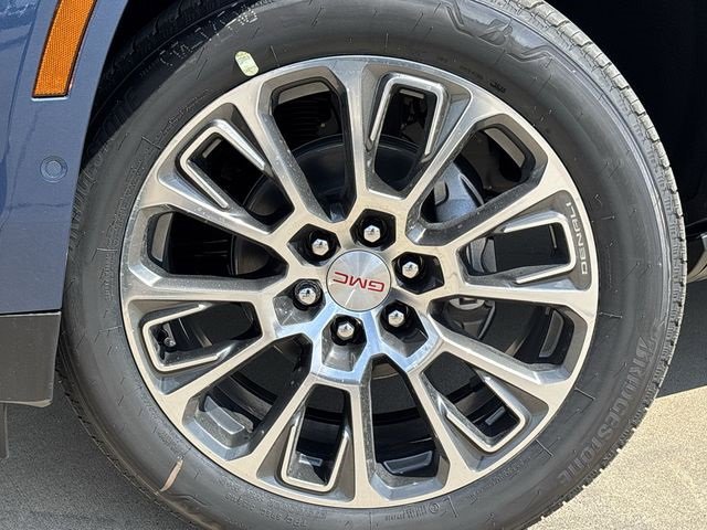 New 2026 GMC Yukon XL Denali image 31