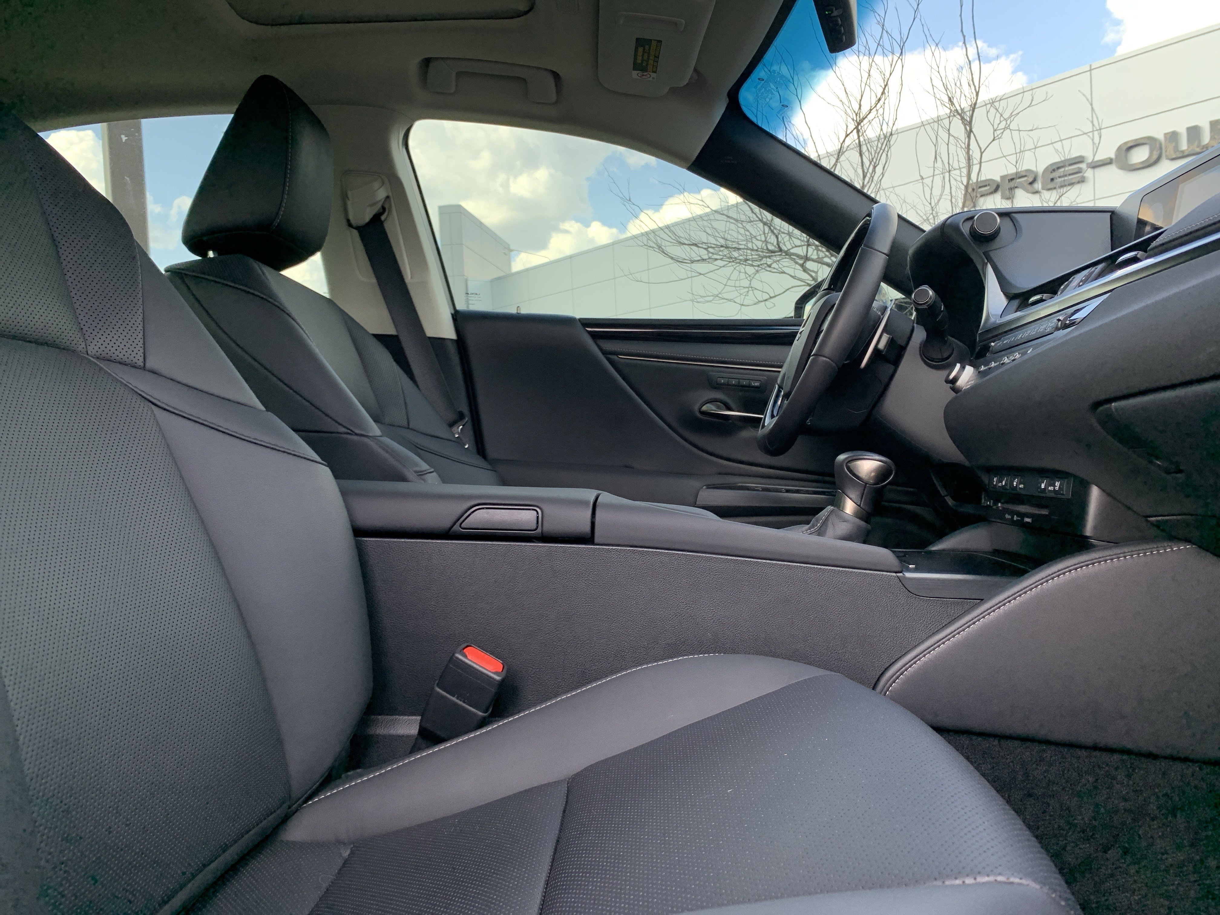 Certified 2021 Lexus ES 350 w/ Premium Package image 35