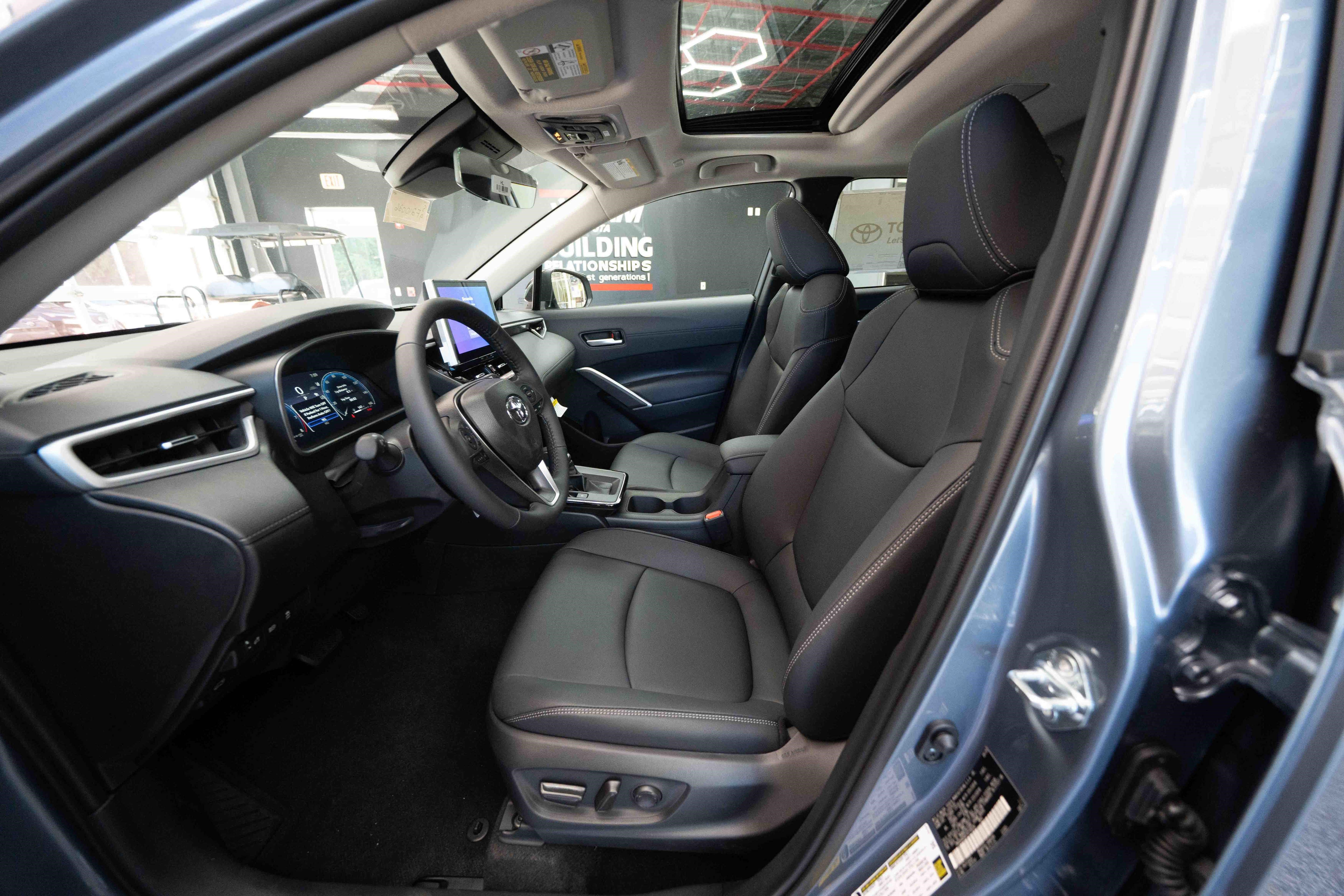 New 2026 Toyota Corolla Cross XLE w/ Convenience Package AWD/4WD image 9