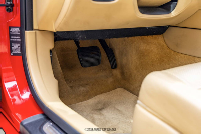 Used 2010 Jaguar XKR R RWD image 33