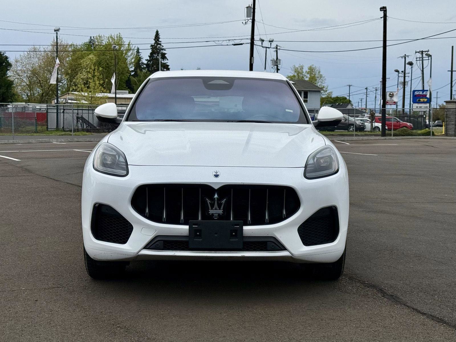 Used 2024 Maserati Grecale GT image 3