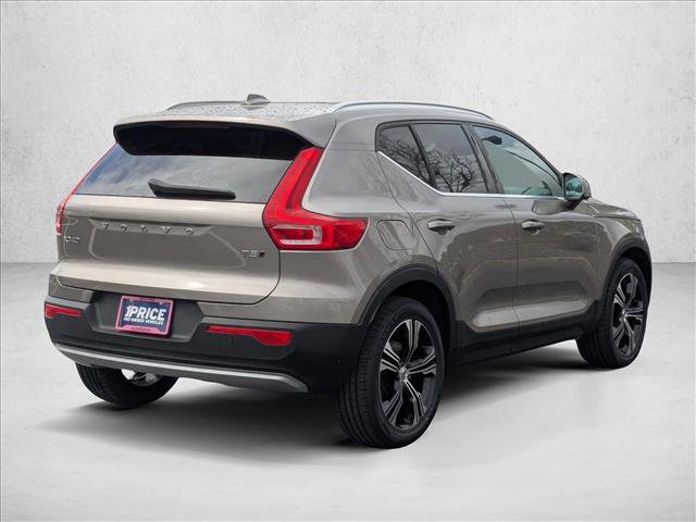 Used 2021 Volvo XC40 T5 Inscription image 5