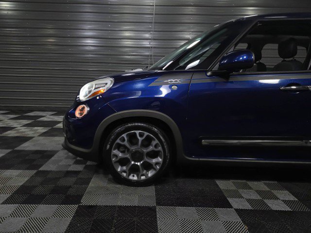 Used 2017 FIAT 500L Trekking w/ Dual-Pane Sunroof Package image 39
