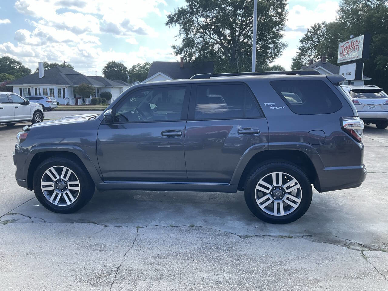 Used 2022 Toyota 4Runner TRD Sport image 6