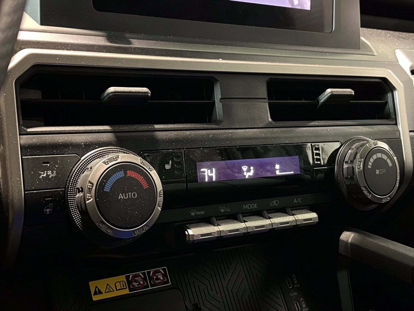 Used 2025 Toyota 4Runner TRD Off-Road AWD/4WD image 24
