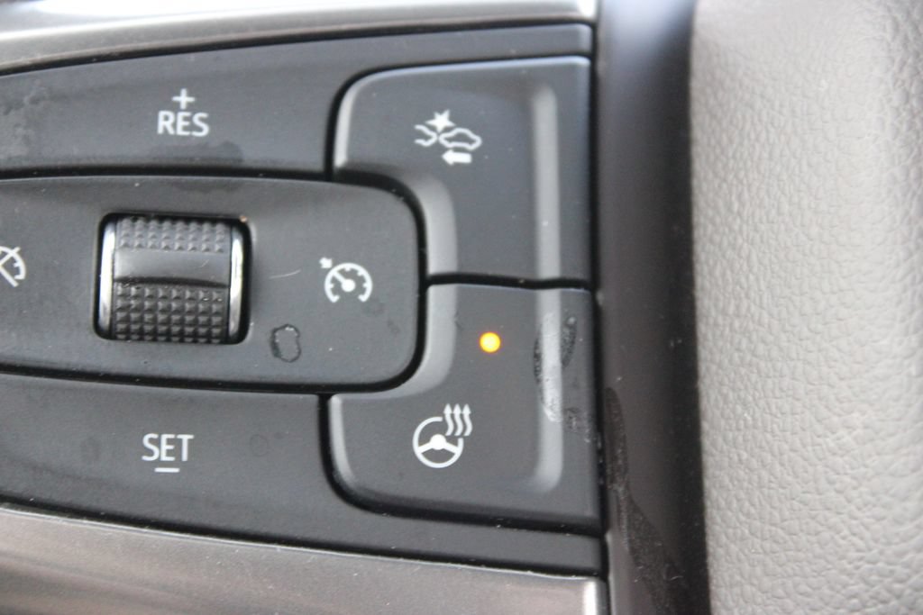 Used 2022 Chevrolet Tahoe LT w/ Luxury Package RWD image 42