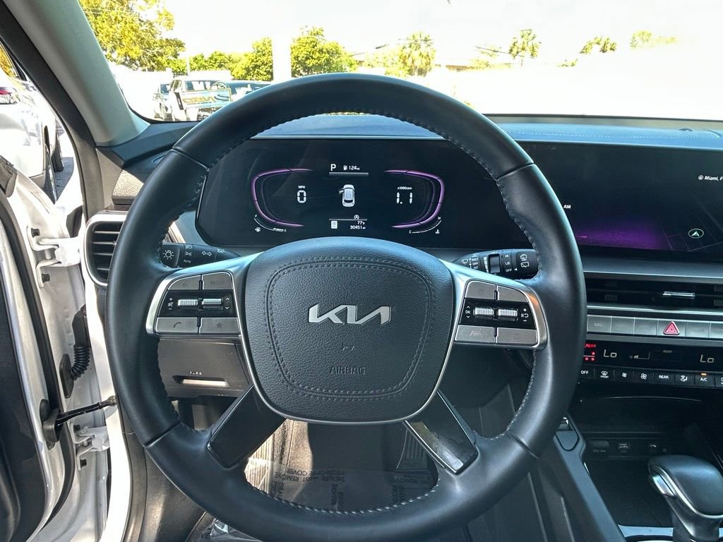 Used 2024 Kia Telluride S image 20