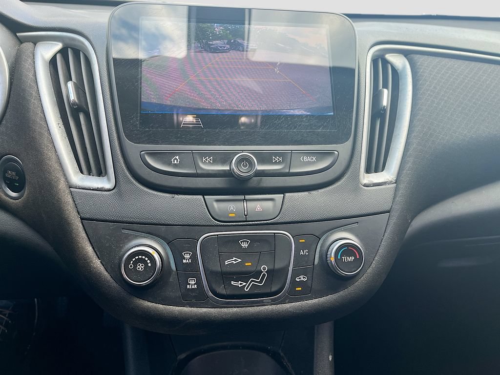 Used 2020 Chevrolet Malibu LS FWD image 15