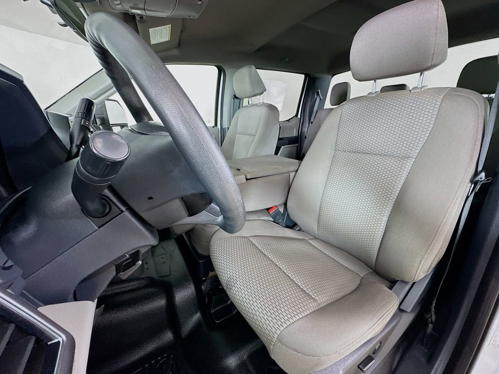 Used 2022 Ford F350 XLT AWD/4WD image 2