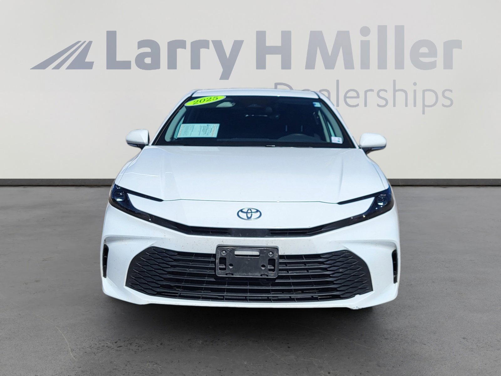 Certified 2025 Toyota Camry LE image 13