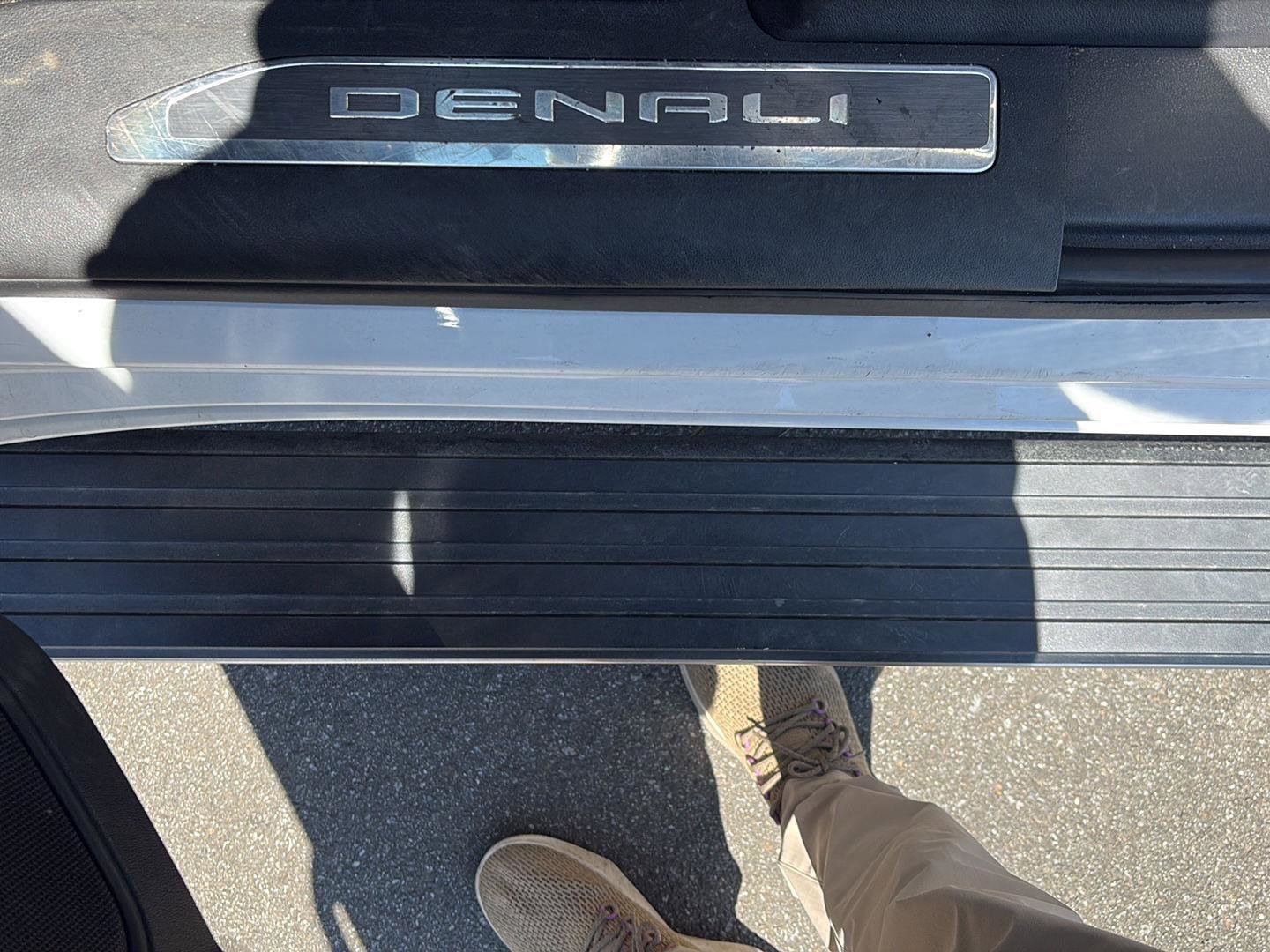 Used 2021 GMC Sierra 1500 Denali w/ Denali Ultimate Package image 18
