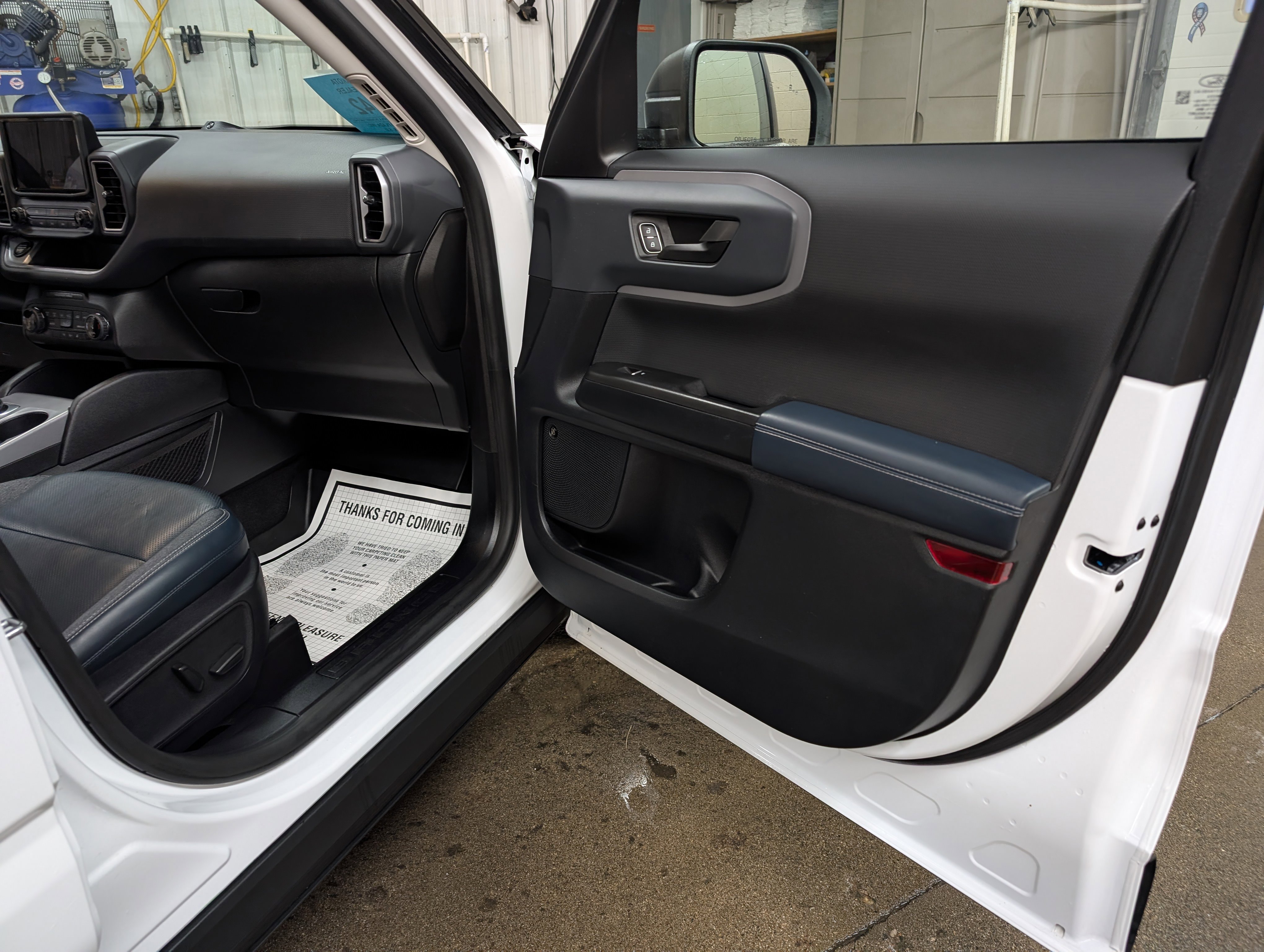 Used 2022 Ford Bronco Sport Outer Banks w/ Tech Package image 6