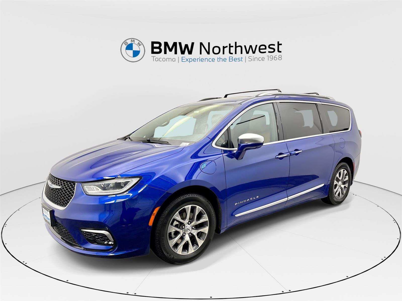 Used 2021 Chrysler Pacifica Pinnacle video 1