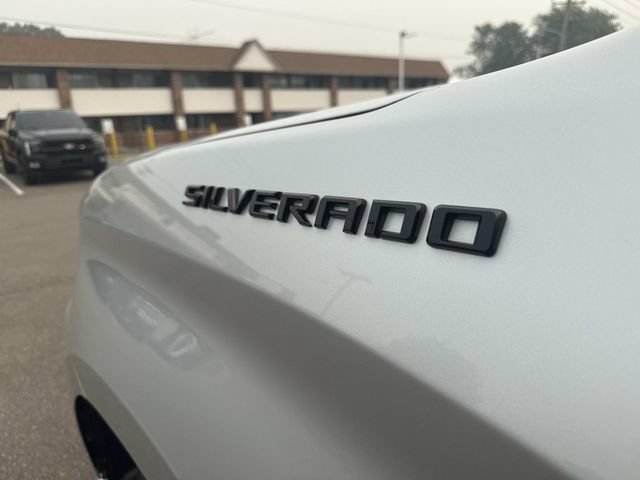 Used 2022 Chevrolet Silverado 1500 Custom w/ Rally Edition AWD/4WD image 12