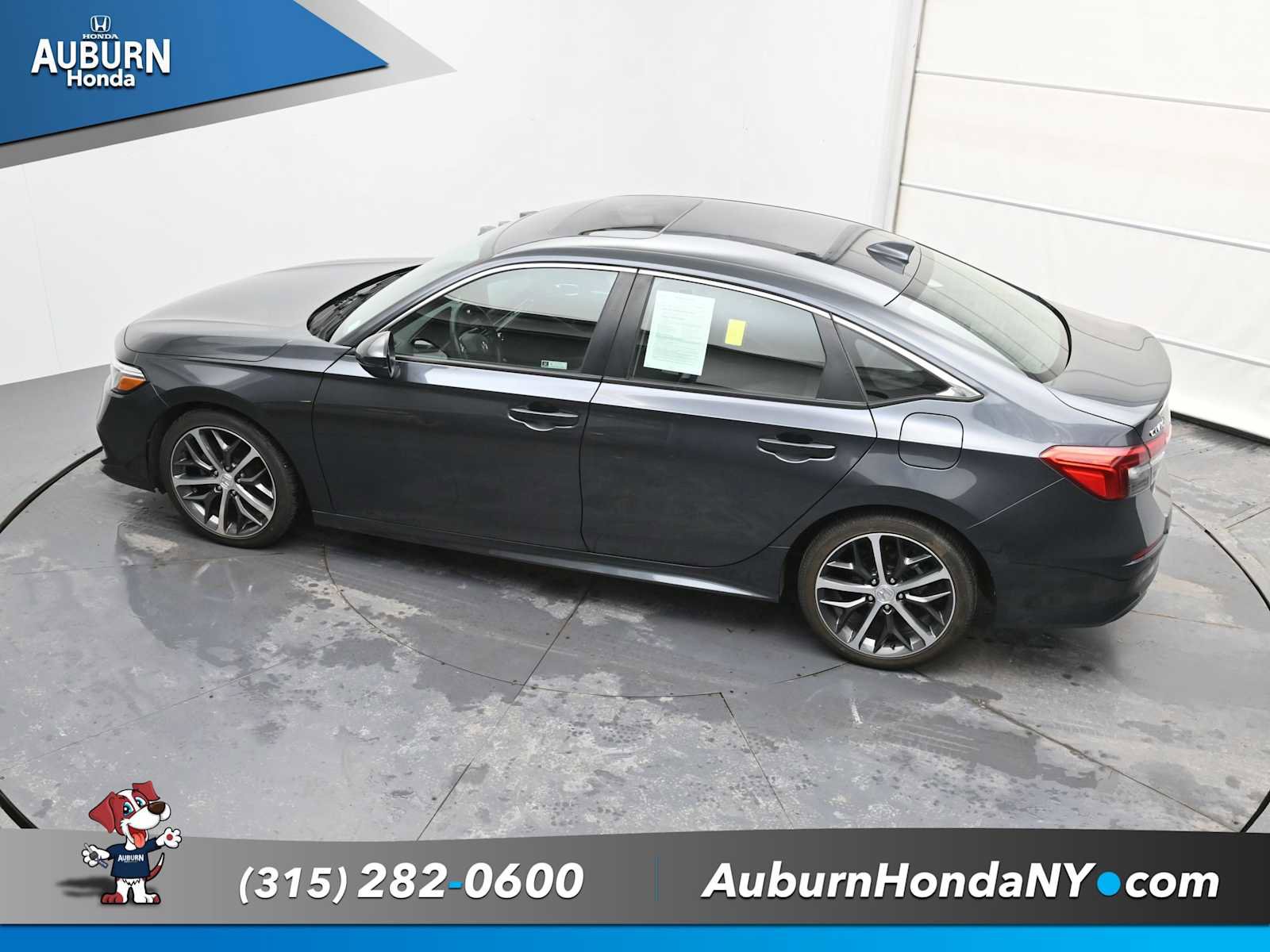 Used 2024 Honda Civic Touring image 19