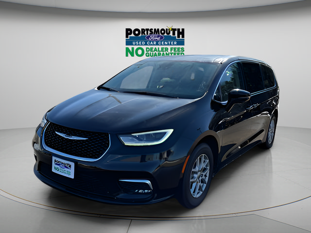 Used 2024 Chrysler Pacifica Touring-L FWD image 14