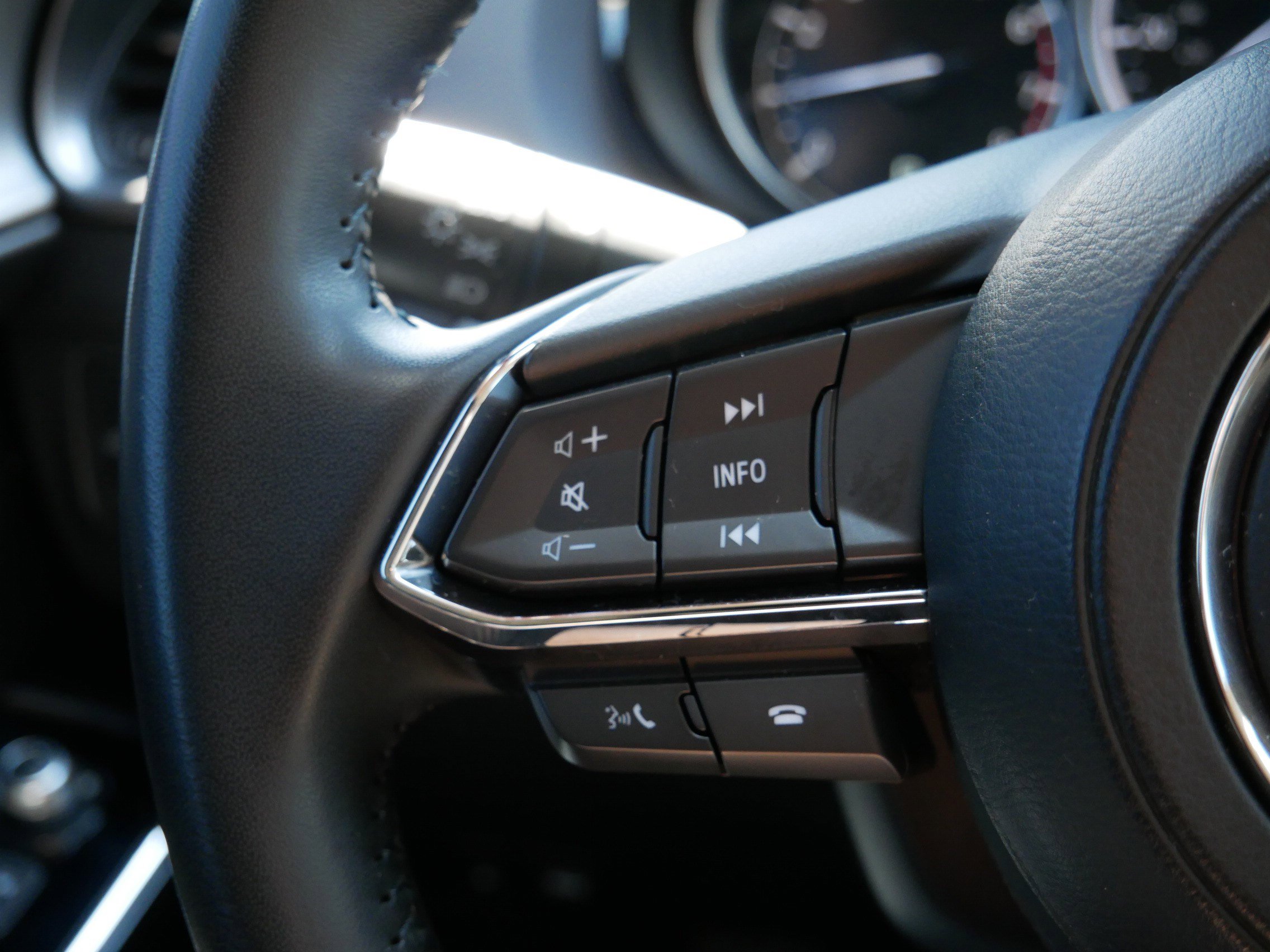 Used 2023 MAZDA CX-9 Touring Plus image 28