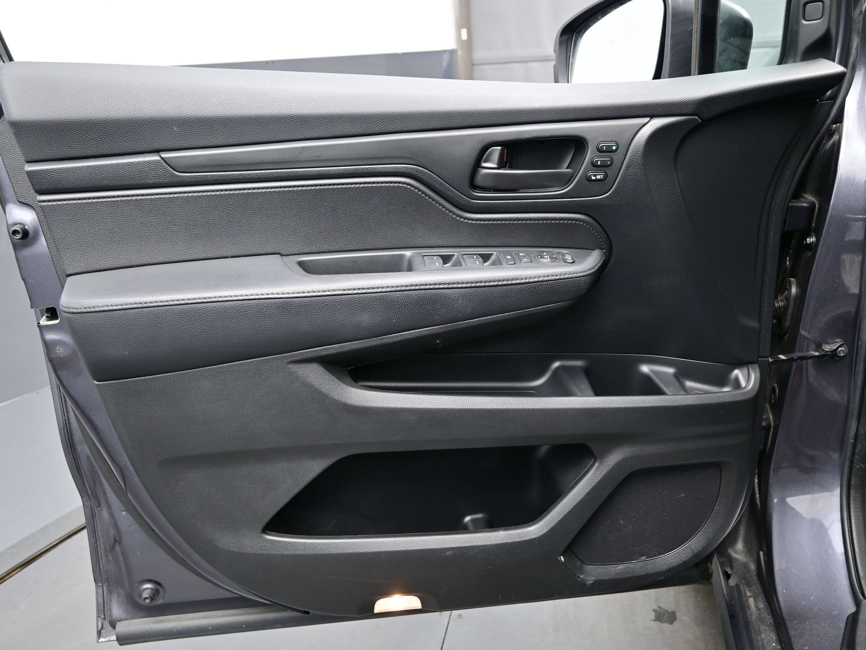 Used 2023 Honda Odyssey EX-L image 12