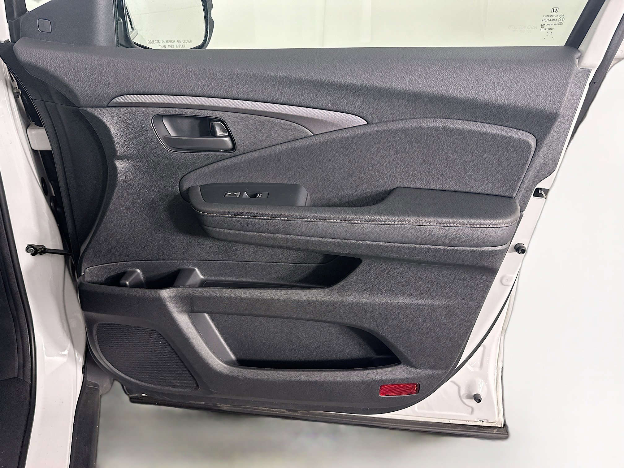 Used 2023 Honda Passport TrailSport image 35