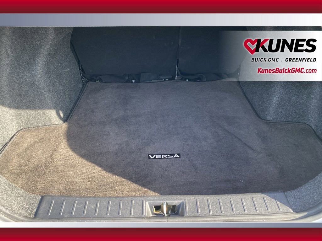 Used 2023 Nissan Versa SV image 35