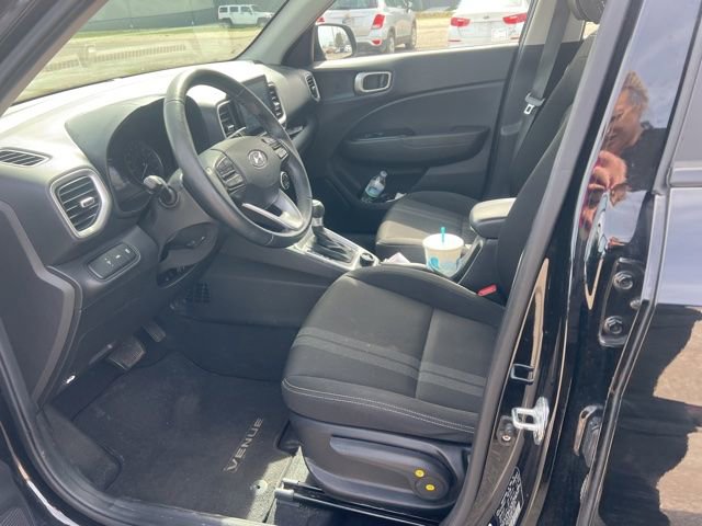 Used 2021 Hyundai Venue SEL image 5