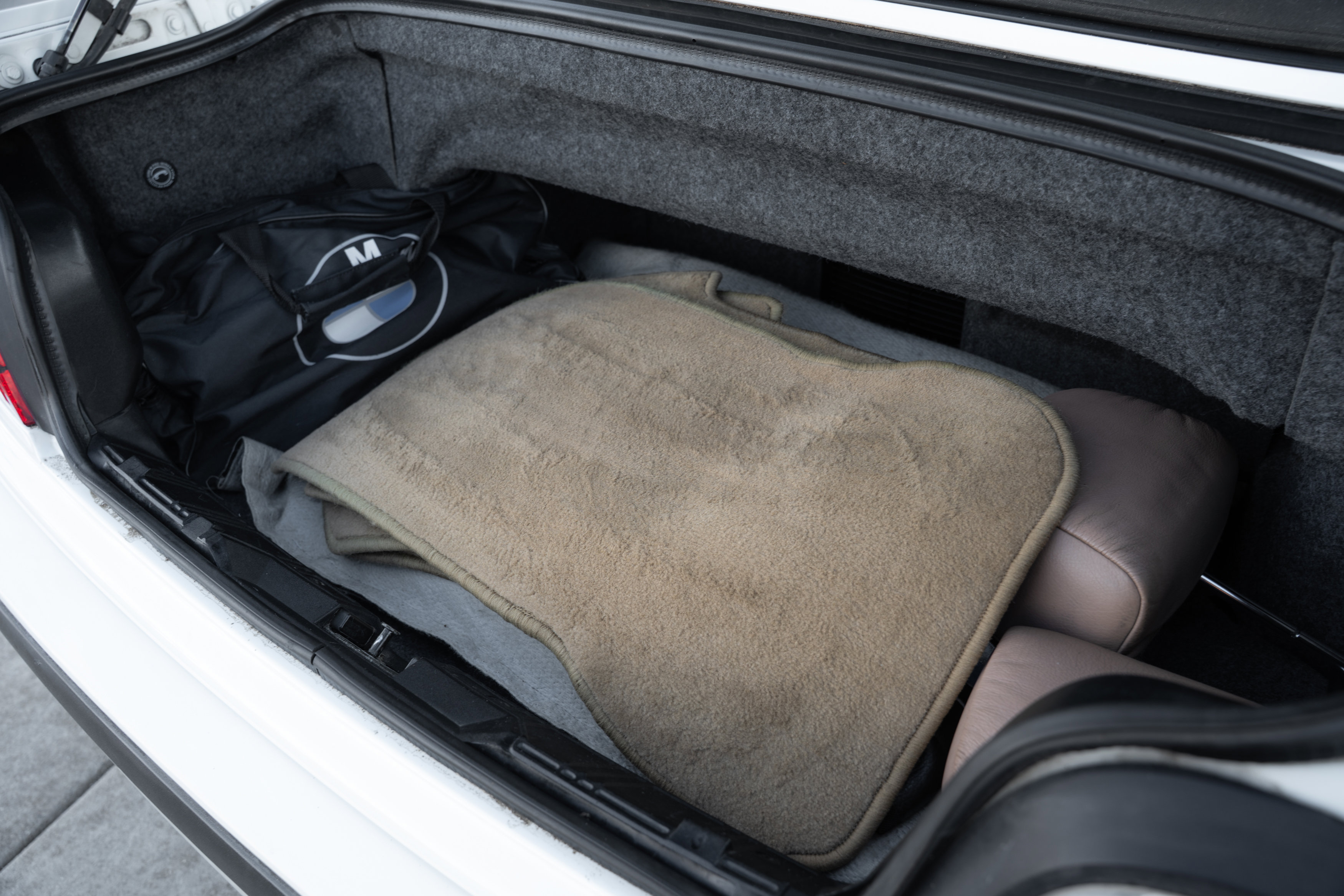 Used 1999 BMW 328i Convertible image 18