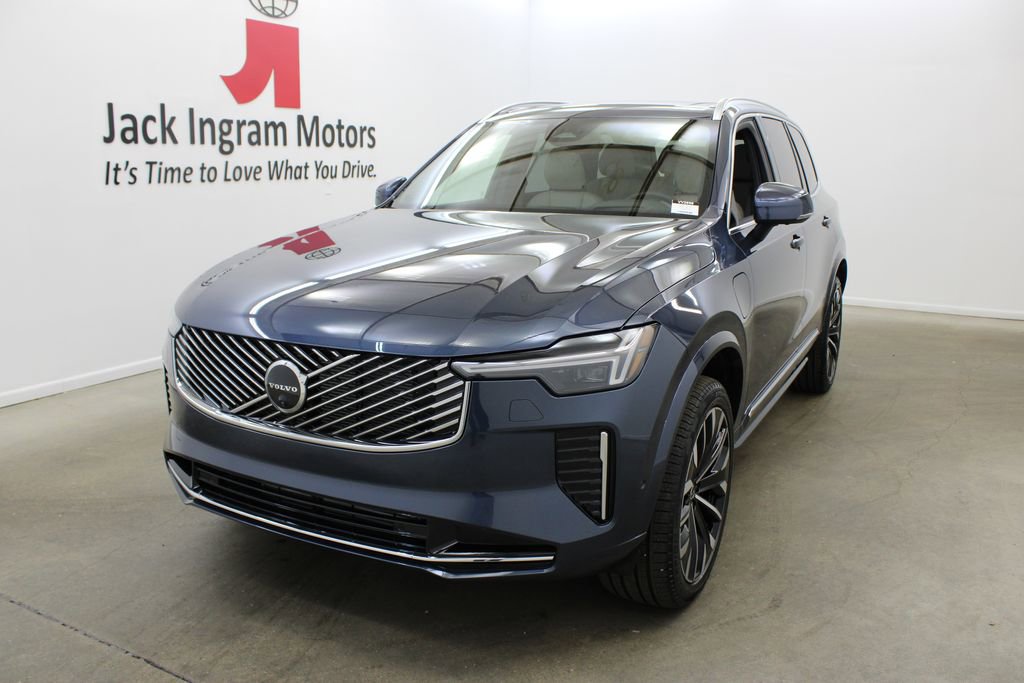 New 2026 Volvo XC90 T8 Ultra w/ Protection Package Premier AWD/4WD image 2