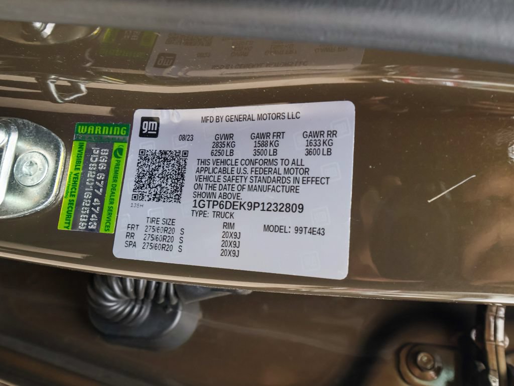 Used 2023 GMC Canyon AT4 w/ Canyon Safety Plus Package AWD/4WD image 34