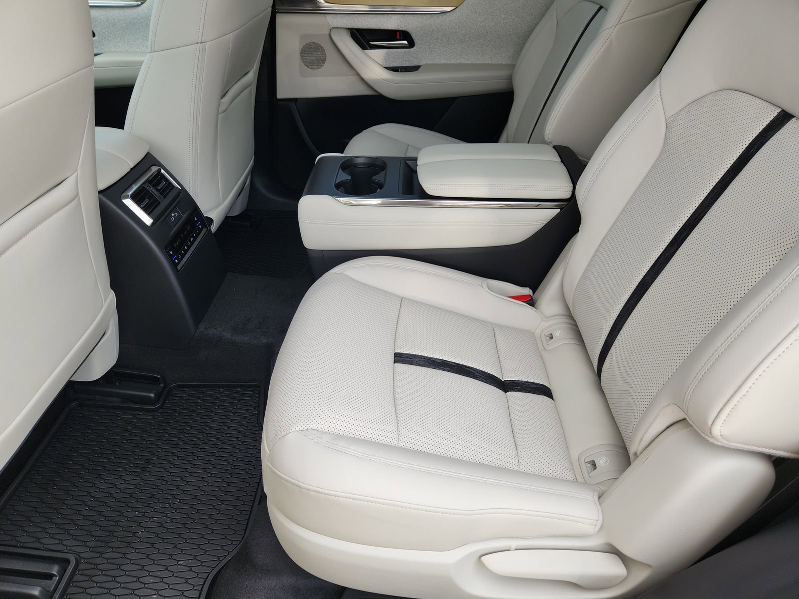 New 2026 MAZDA CX-90 3.3 Turbo S w/ Premium Plus image 26