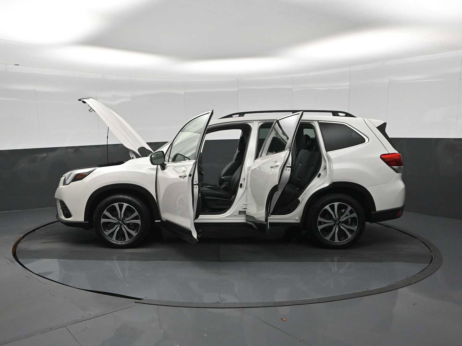 Used 2023 Subaru Forester Limited w/ Popular Package #2 AWD/4WD image 29