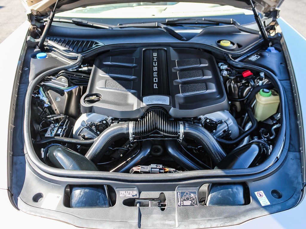 Used 2015 Porsche Panamera S image 30