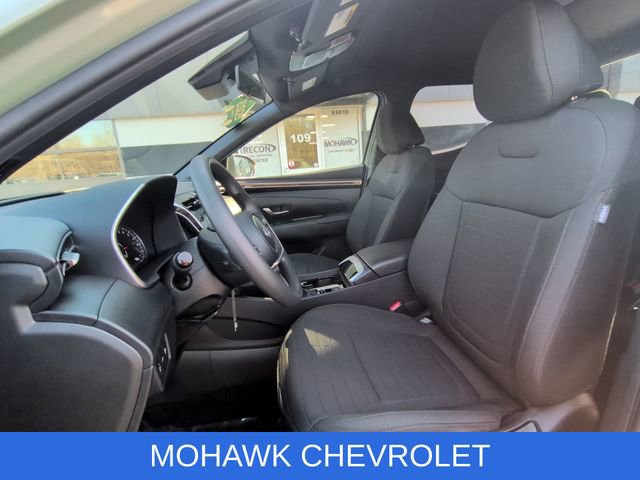 Used 2023 Hyundai Santa Cruz SE AWD/4WD image 18