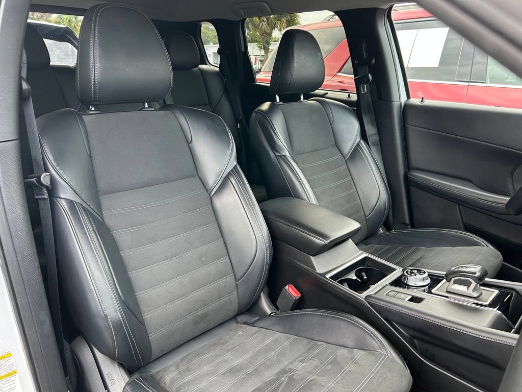 Used 2024 Mitsubishi Outlander SE AWD/4WD image 41