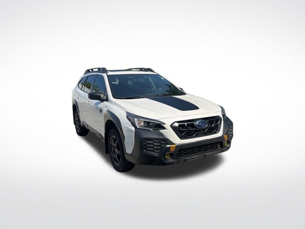 Used 2025 Subaru Outback Wilderness AWD/4WD image 2