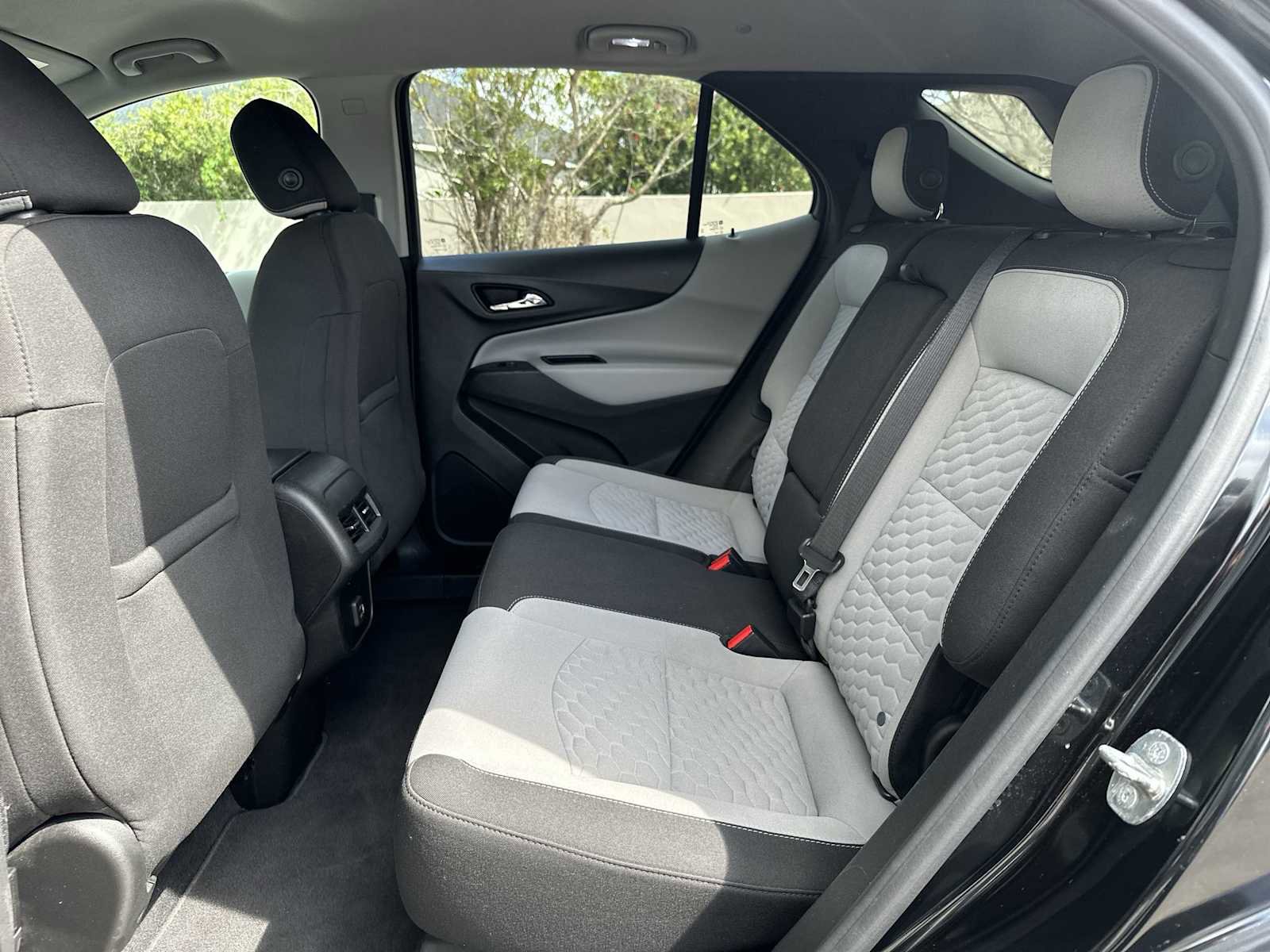 Certified 2020 Chevrolet Equinox LS w/ LS Convenience Package image 17