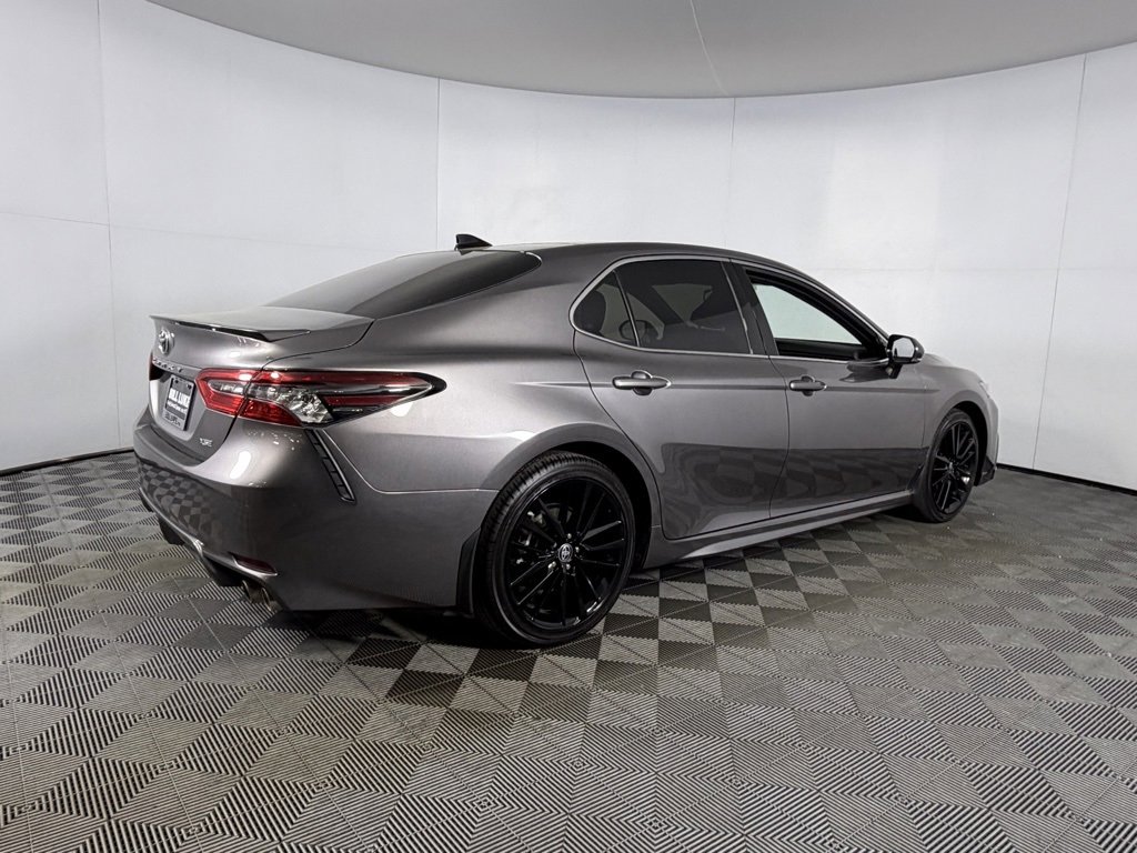 Used 2023 Toyota Camry XSE image 5