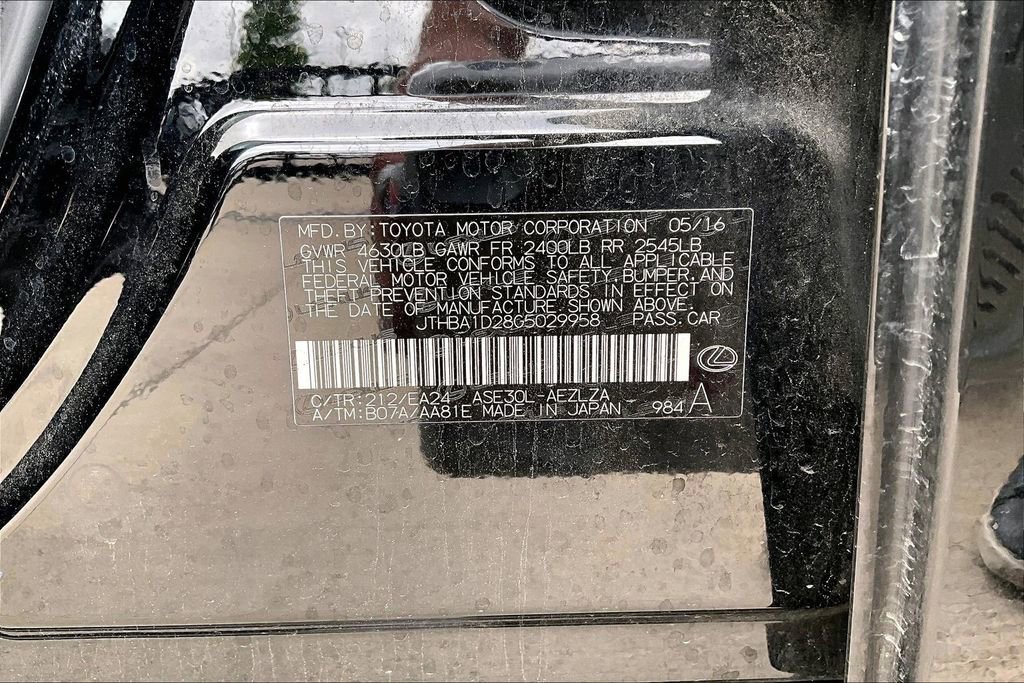 Used 2016 Lexus IS 200t image 41