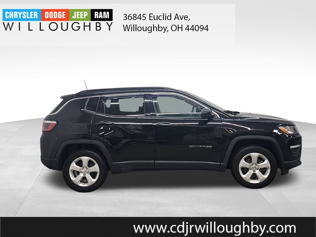 Used 2019 Jeep Compass Latitude image 4
