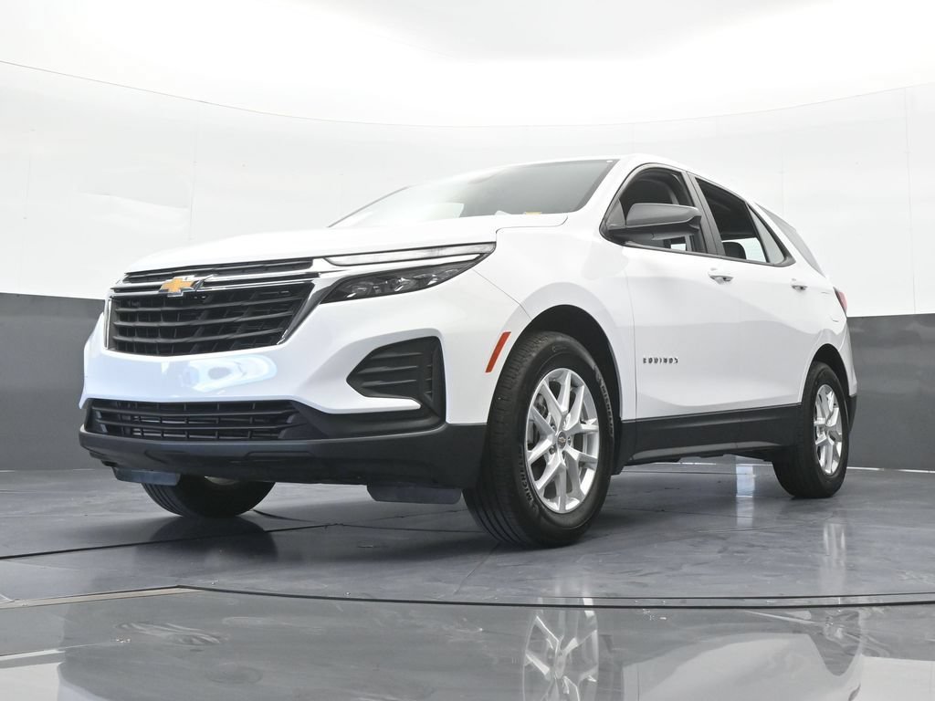 Used 2024 Chevrolet Equinox LS w/ Driver Confidence II Package FWD image 49